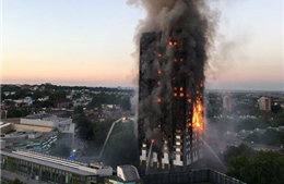  Chung cư 27 tầng ở Anh cháy ngùn ngụt